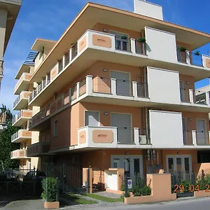 2* Apartahotel Maryel